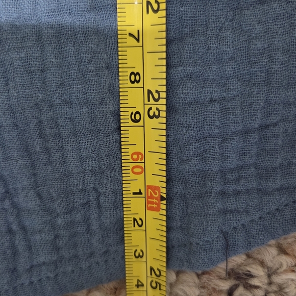 Blue Button-Up Women's Top NWT. Size M - Picture 7 of 7